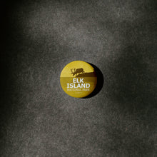 Charger l'image dans la galerie, Elk Island National Park of Canada Pinback Button - Canada Untamed