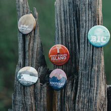 Charger l'image dans la galerie, Canada National Parks Pinback Buttons - Canada Untamed
